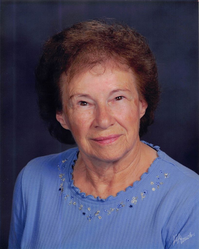 Elenore Kavois