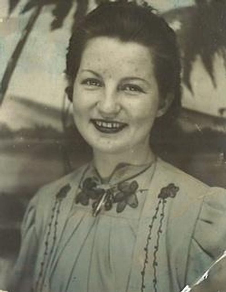 Gladys Maxine Weathers
