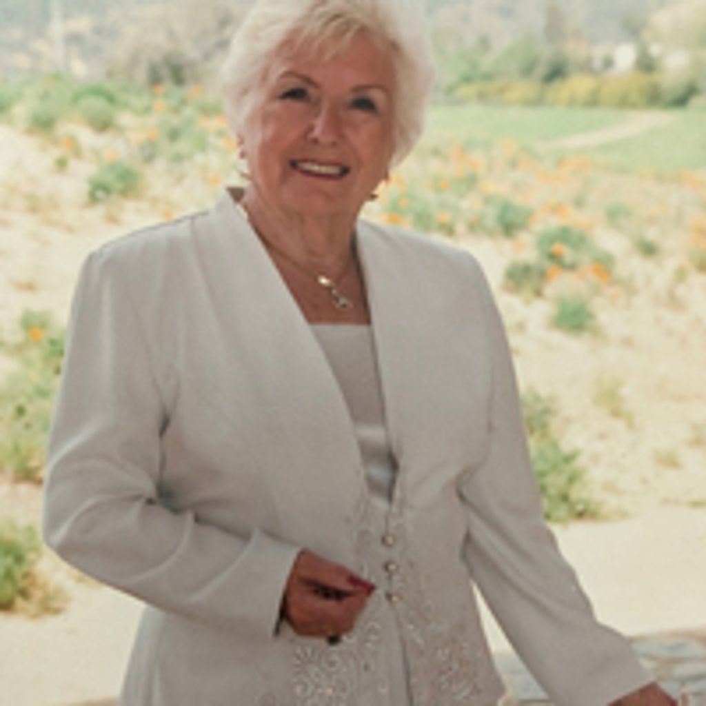 Maureen Mckenna Pohl