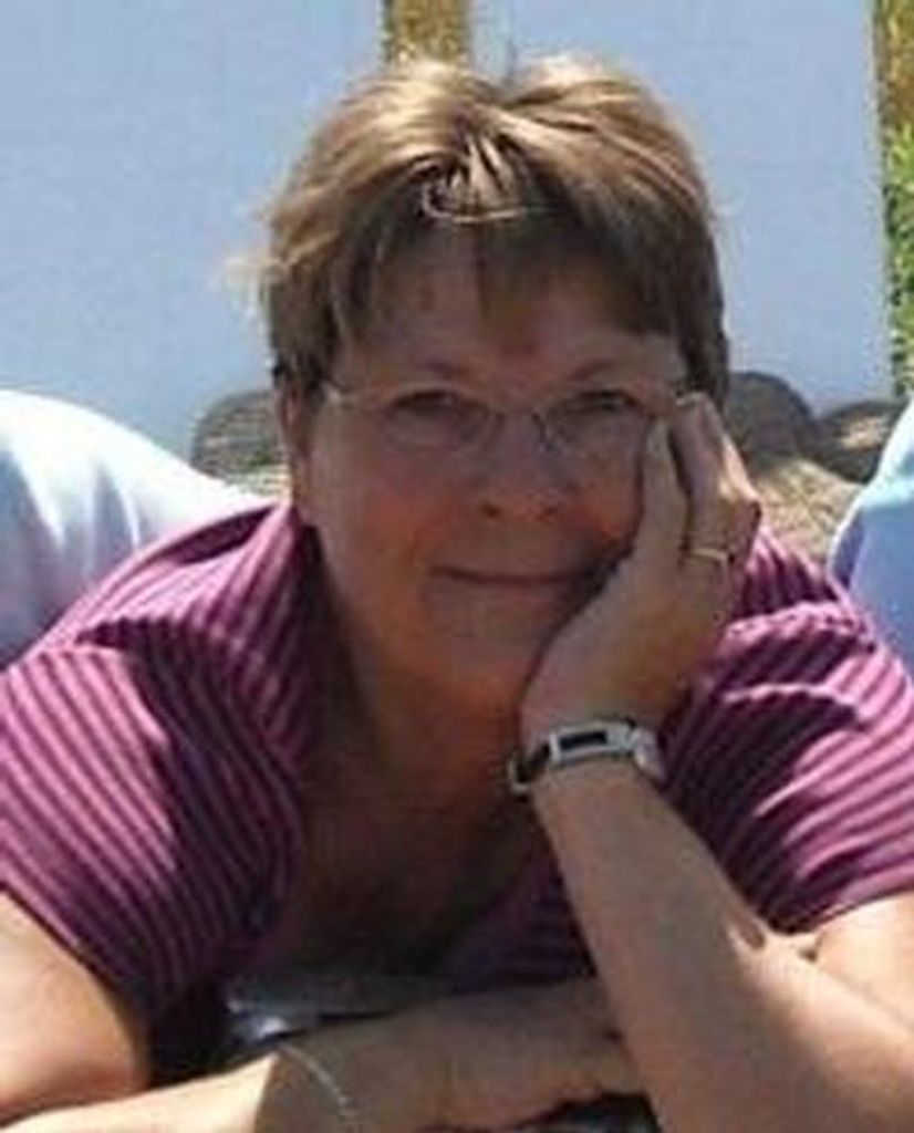 Carol (Dunlavy) Peterson