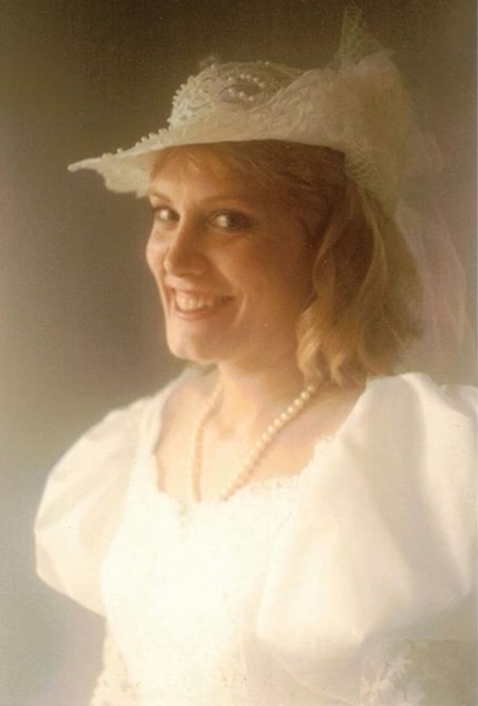 Clare Thomas Profile Photo