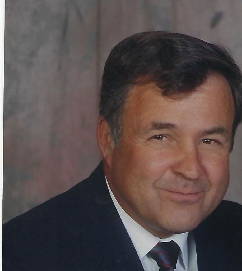 Mr. Eugene Sampson Profile Photo