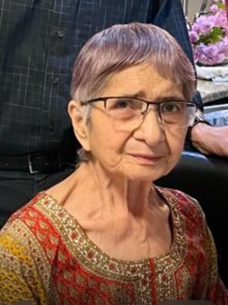 Savitri Chaudhry Profile Photo