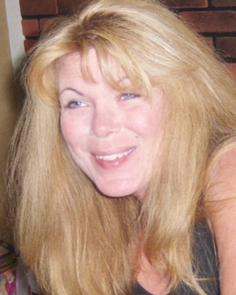 Amy L. Dickinson Profile Photo