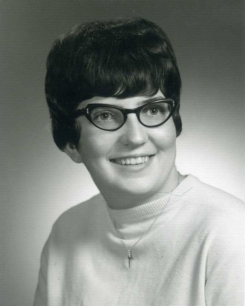 Sue (Hummel) Harris Profile Photo