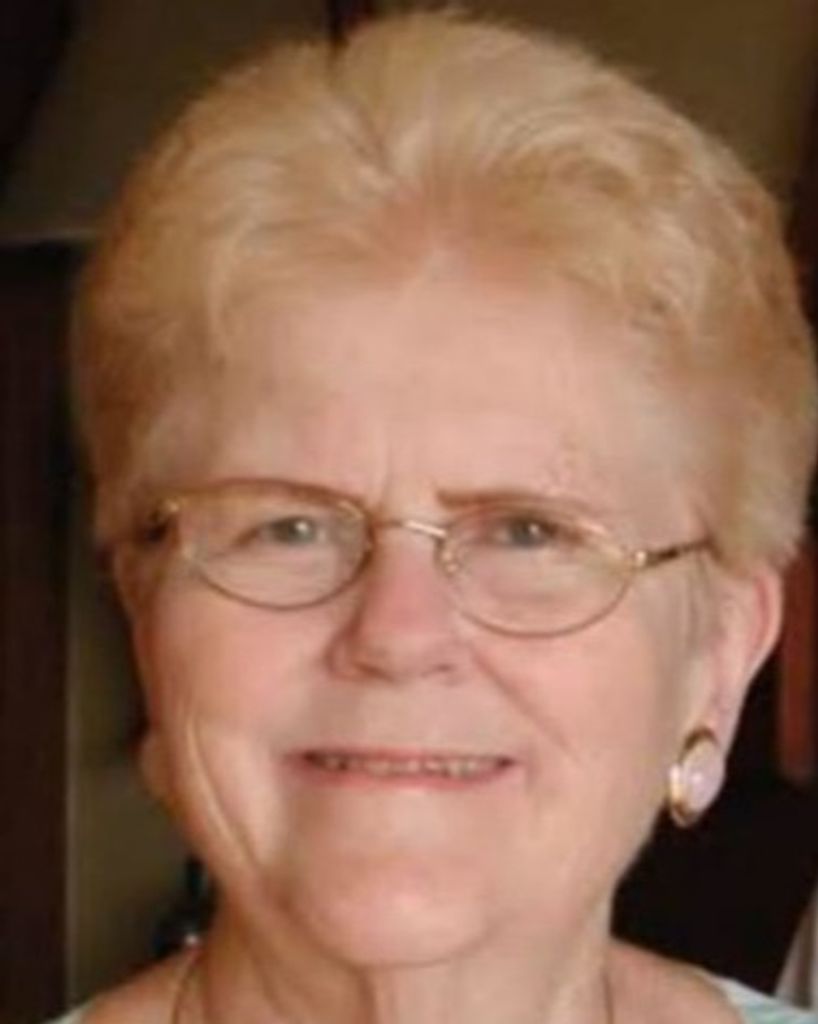 Clare Kussay Profile Photo