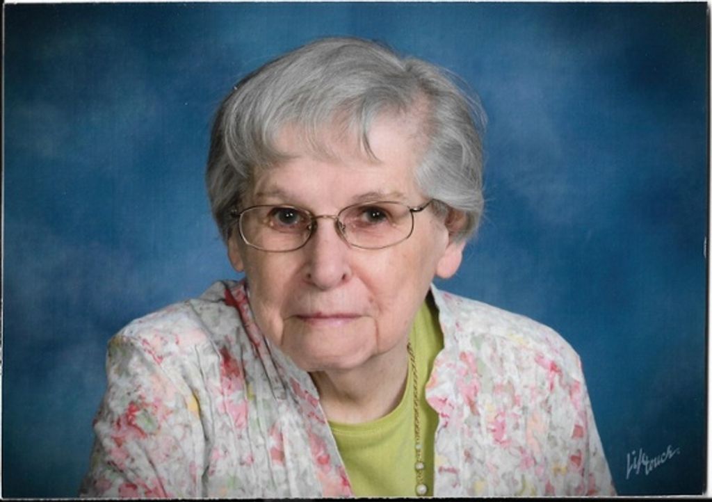 Veronica Schnell Profile Photo