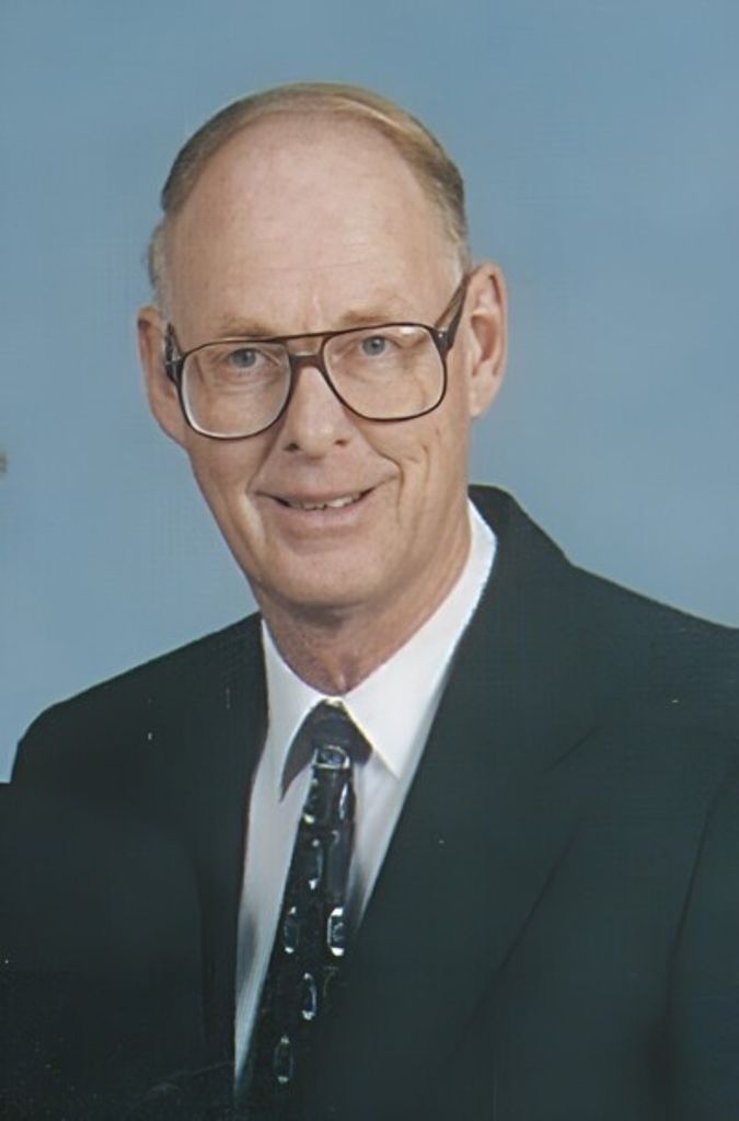 Robert Erickson Profile Photo