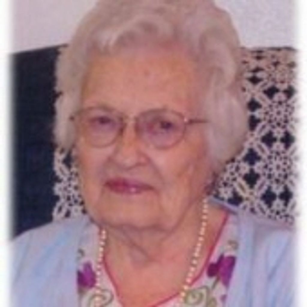 Lura E. Hoeness