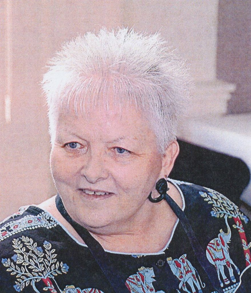 Carleen  Theel