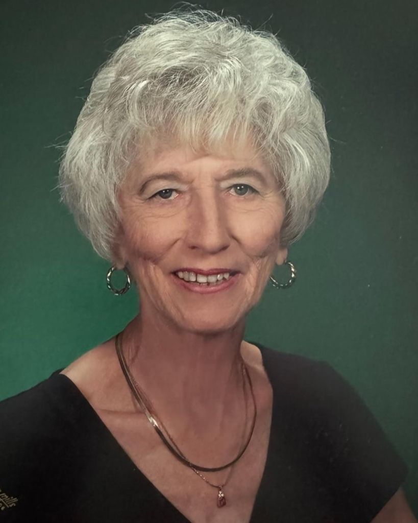 Mary Lou Hiebert Profile Photo
