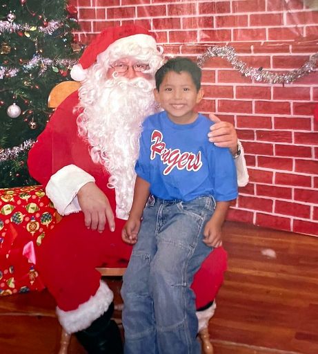 Eduardo Garcia photo gallery thumbnail 1 of 62