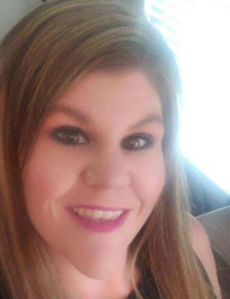 Sarah Lynne Schmollinger