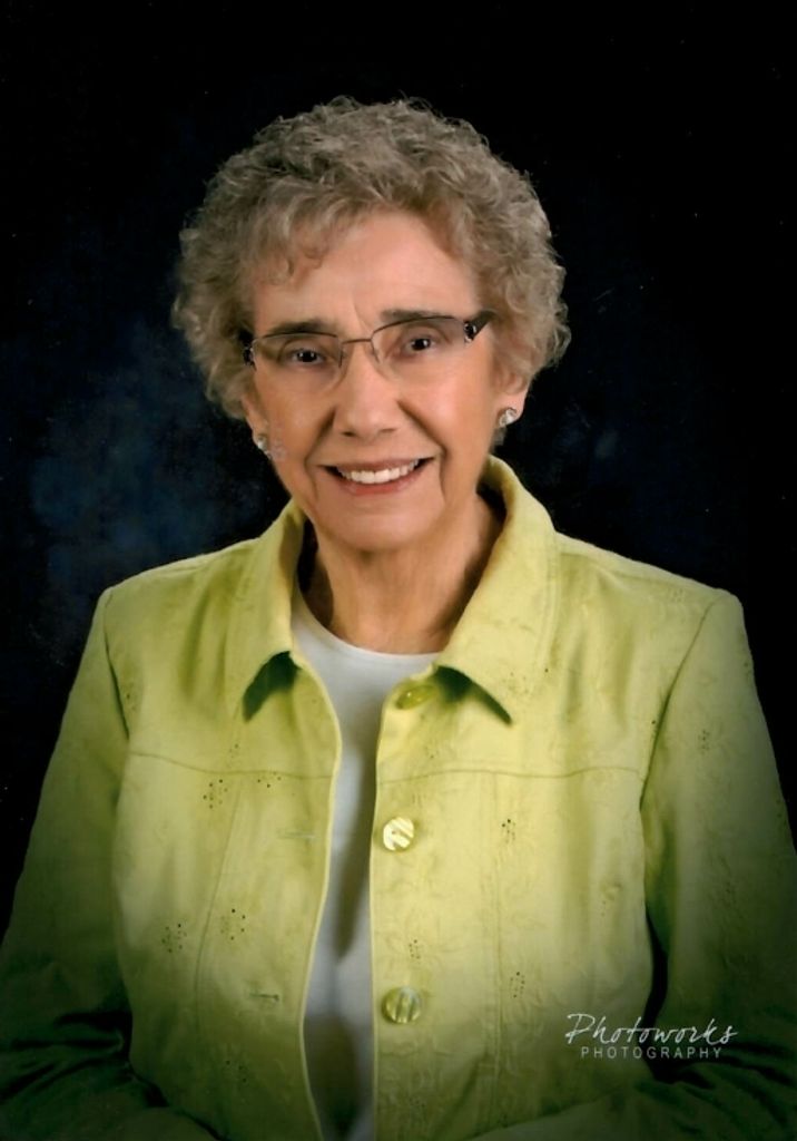 Helen Marie Stassen Clark