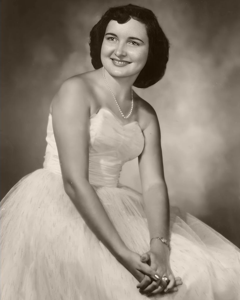 Iris Edwards Fernandez