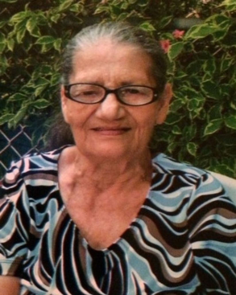 Francisca Luciano Profile Photo