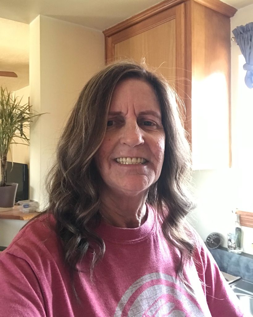 Mary Ellen Holland Profile Photo