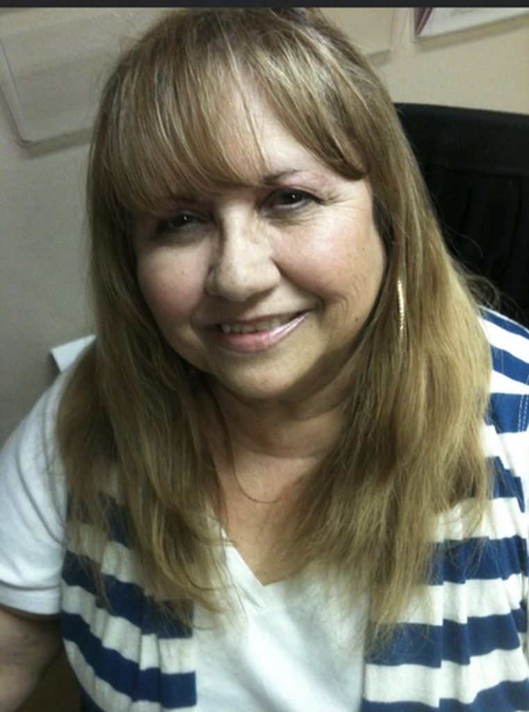 Esther Gonzalez Profile Photo