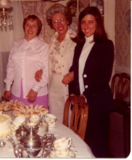 Audrey Whitehead photo gallery thumbnail 20 of 65