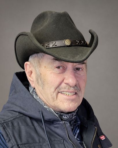 Roland Ebnet's obituary image