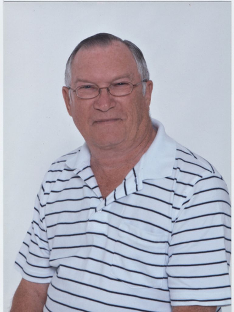 Kenneth Holzer