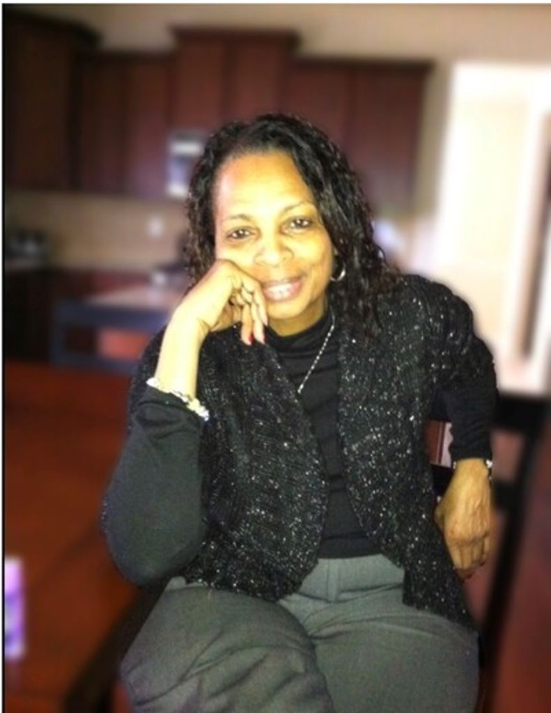 Geneva Estell Rose Profile Photo