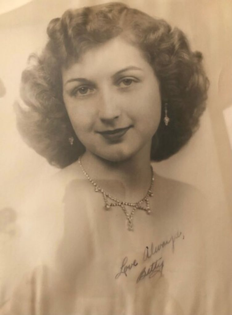 Betty Marie Lutz Profile Photo