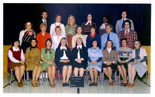 Elizabeth McGrade photo gallery thumbnail 4 of 9