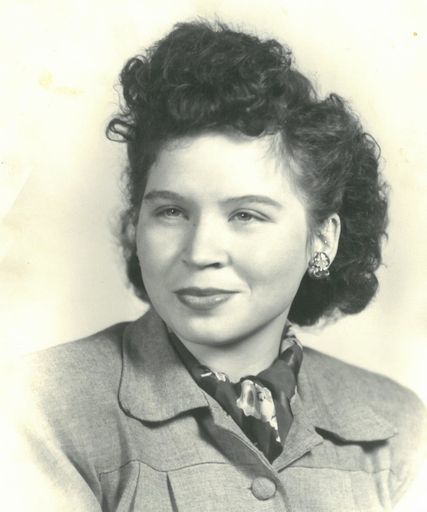 Jeanne Leona Oskins photo gallery thumbnail 18 of 90