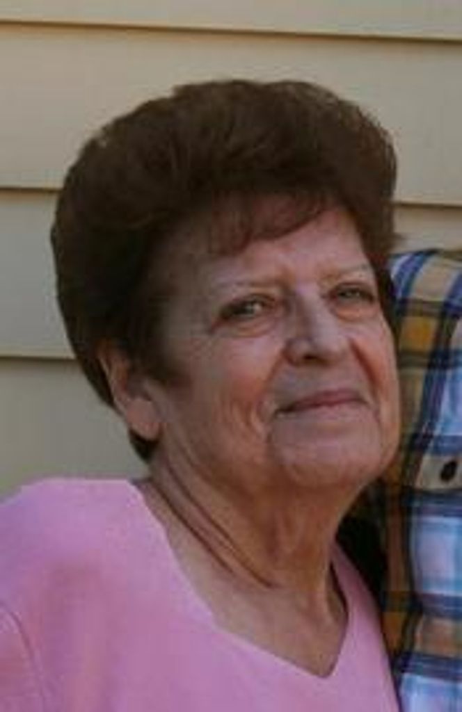 Anna Mae Lavergne Profile Photo