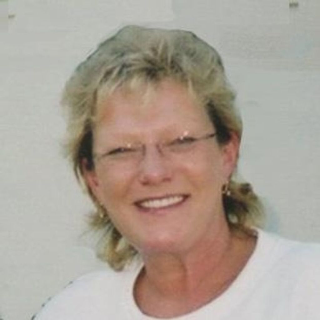 Lynda R. Lindstrom