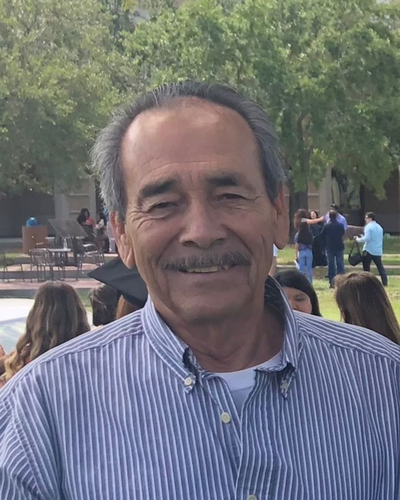 Roberto Salinas