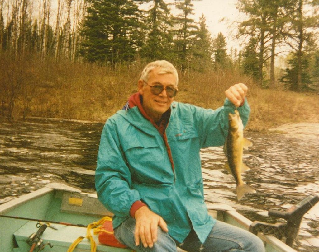 Mike Mullen Profile Photo