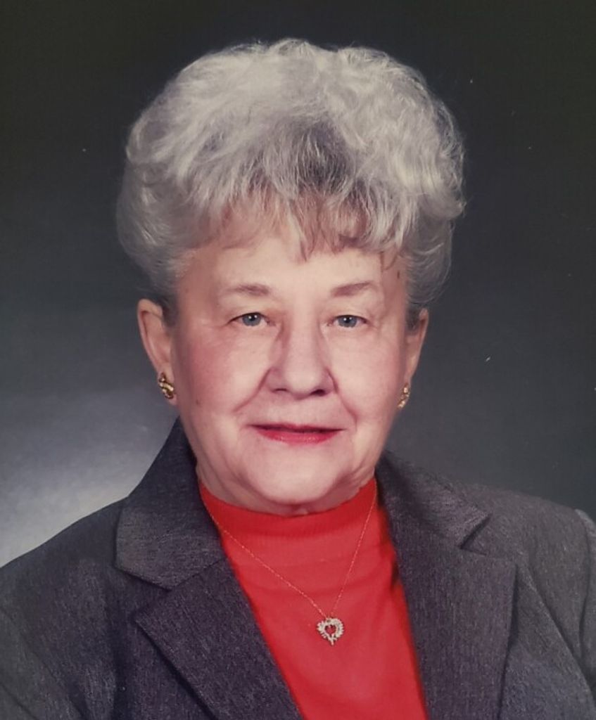 Lucille M Essner