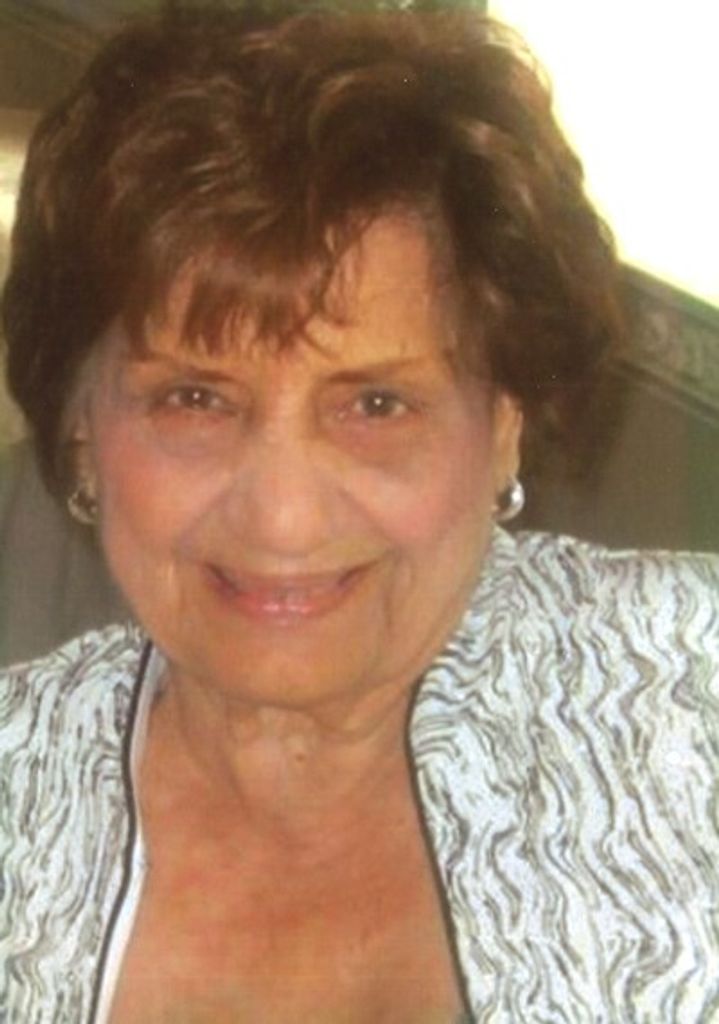 Norma Tsirikos