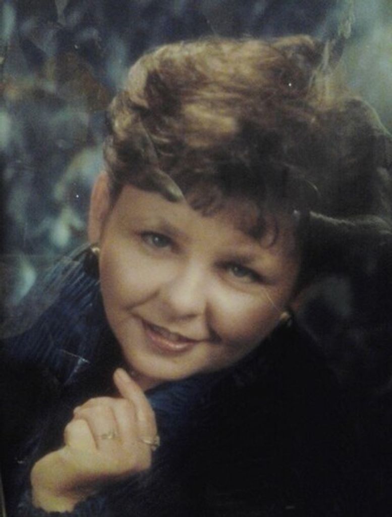 Julie Latrecia Black Profile Photo