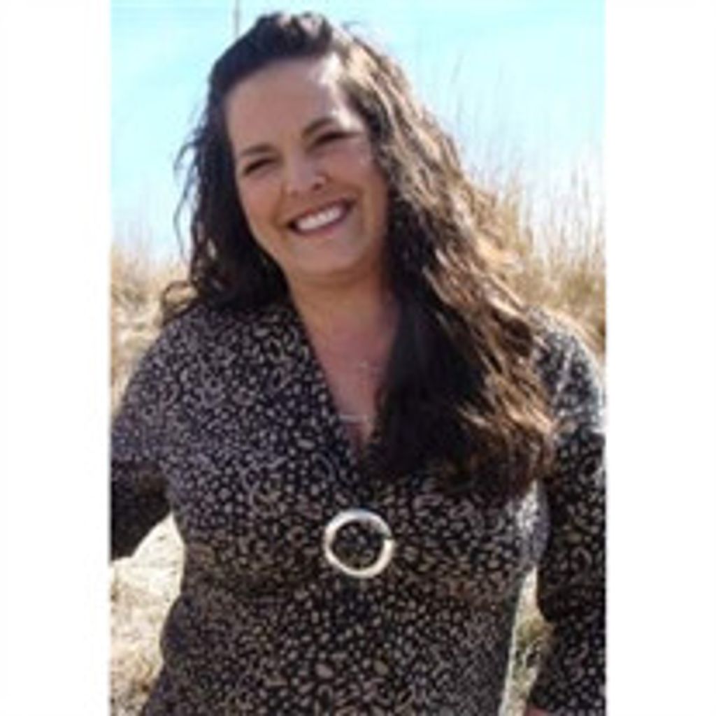 Cynthia "Cindy" Bennett