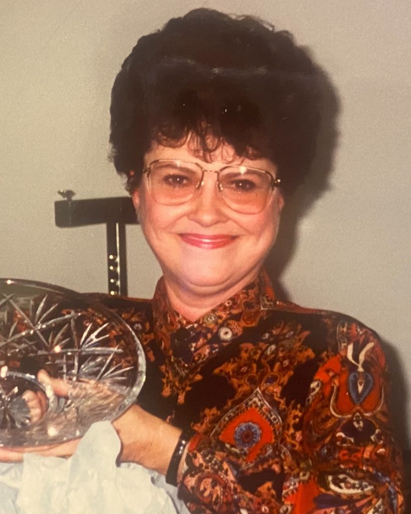 Donna Lee Cobb