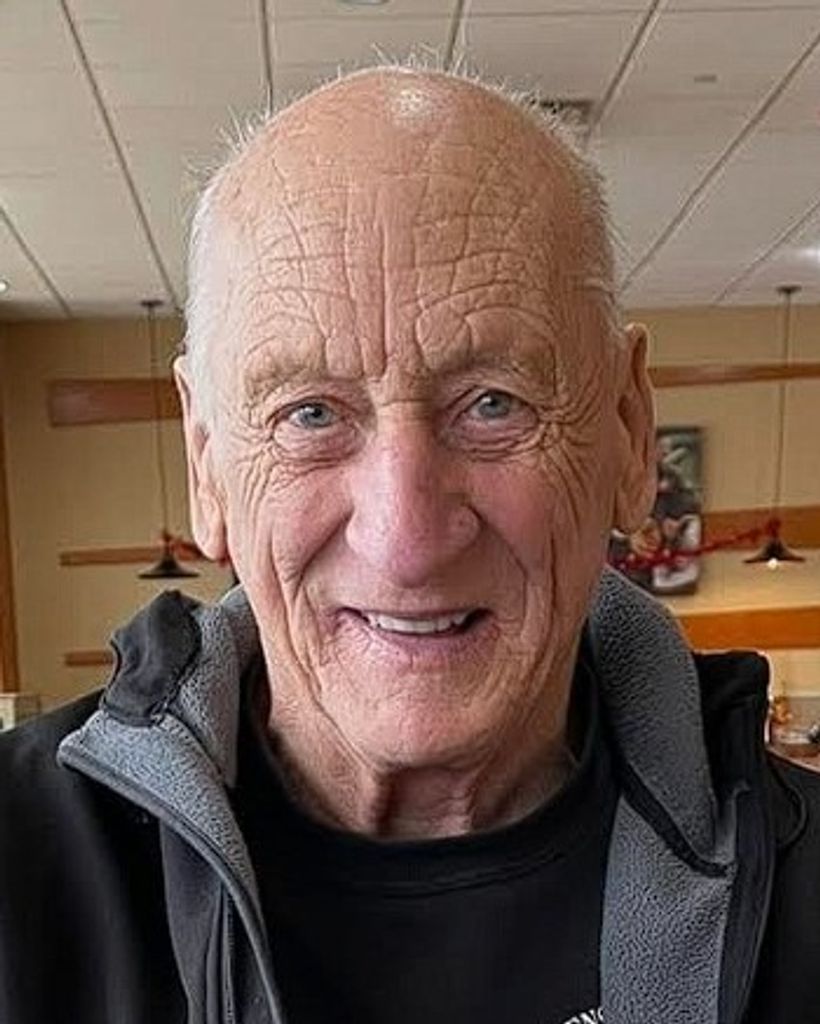 Elden "Houghie" Walter Hough Profile Photo