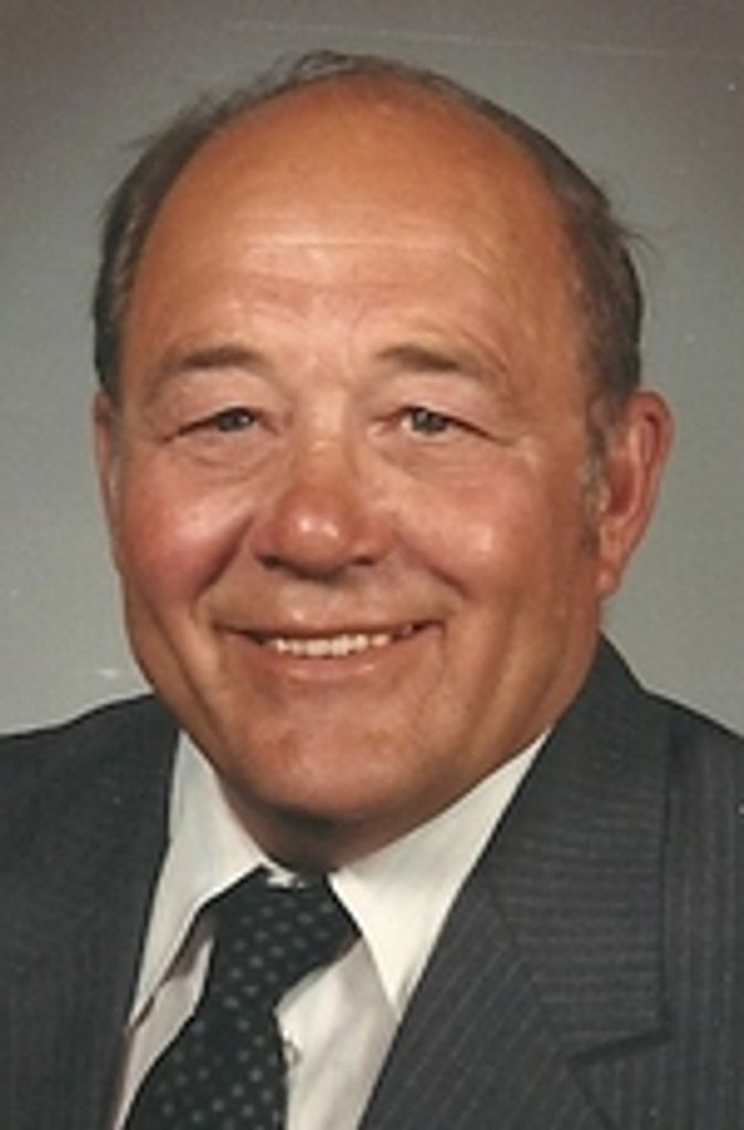 Earl L.  Gallion