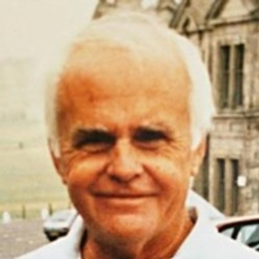 Dr. Prentiss Edwards Findlay  Iii