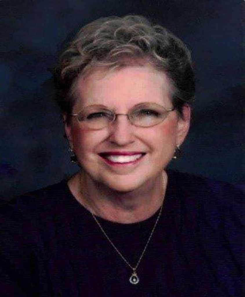 Ladena Rose Mills Profile Photo
