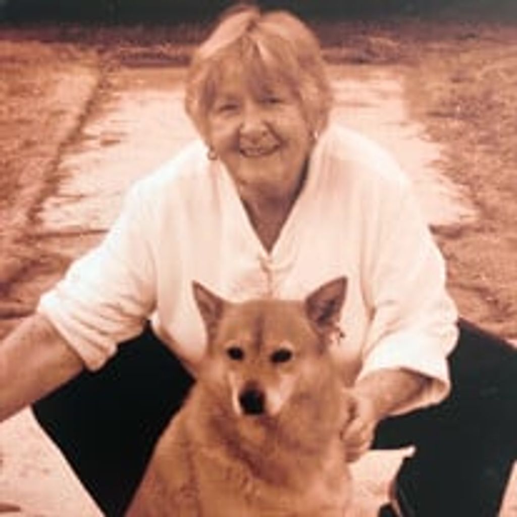 Peggy Evelyn Locke