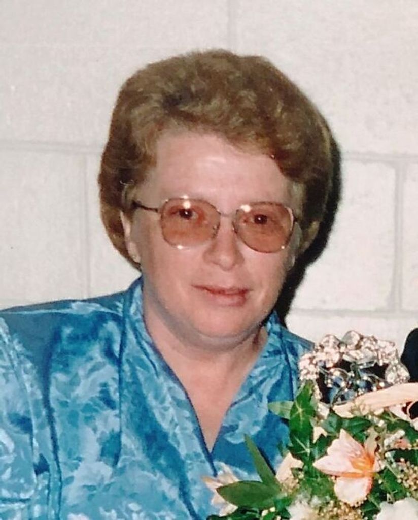 Evelyn Mae (Ulrich)  Harries Profile Photo