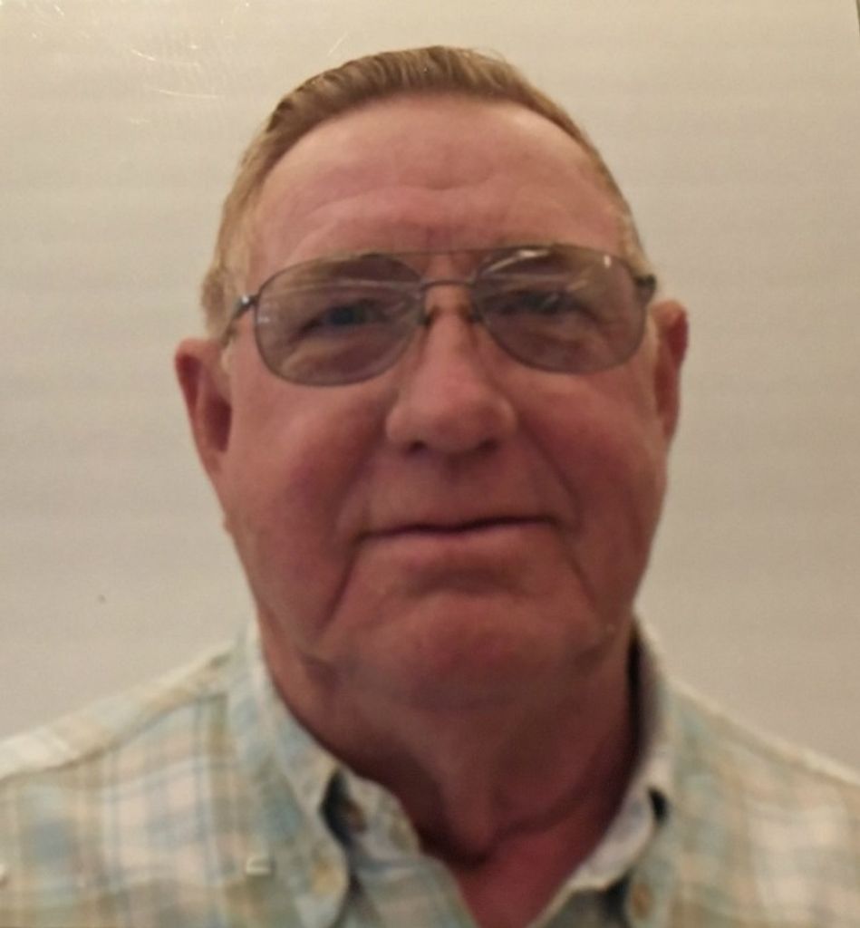 Edward Tholen Profile Photo