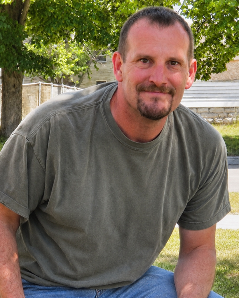 Michael Johnathon Cherney Profile Photo