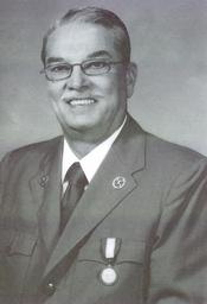 Lee Earl
