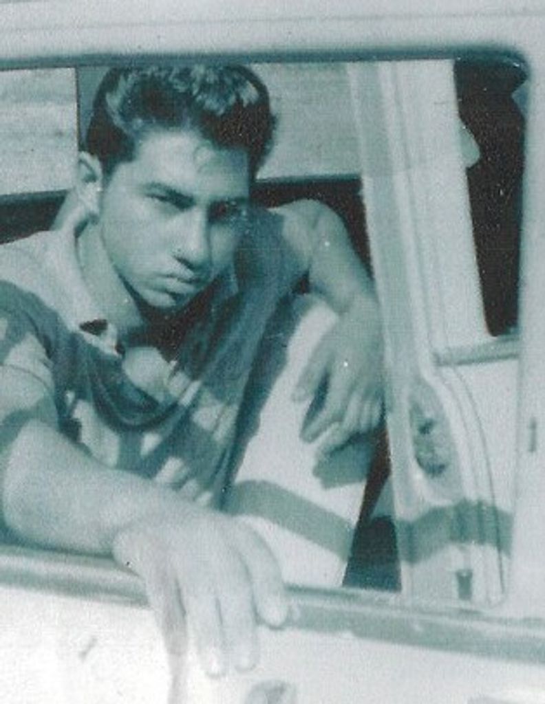 Johnny Bernal Profile Photo