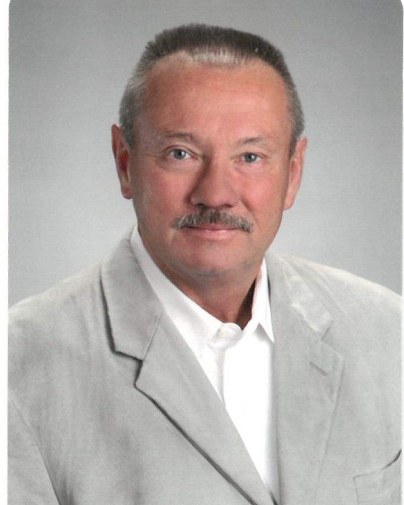 Thomas  Myers Profile Photo