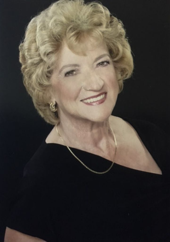 Alice Charbonneau Profile Photo